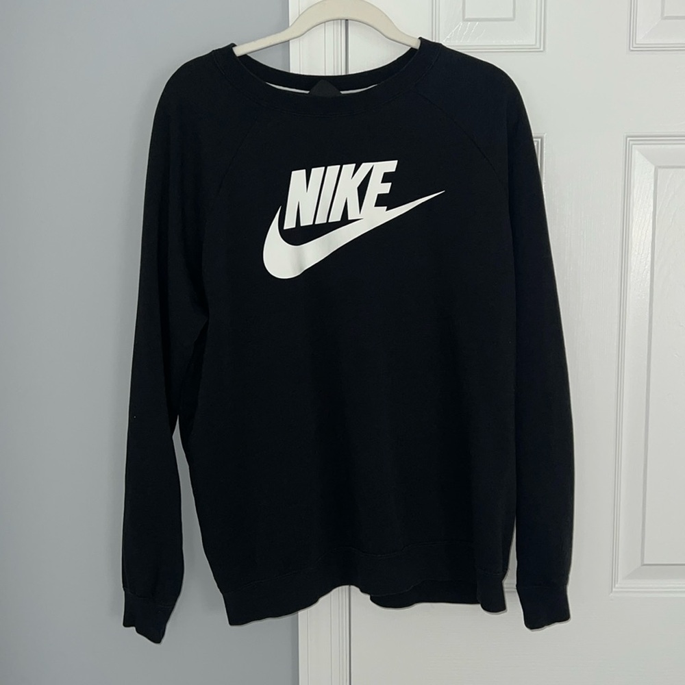 Nike sweatshirt